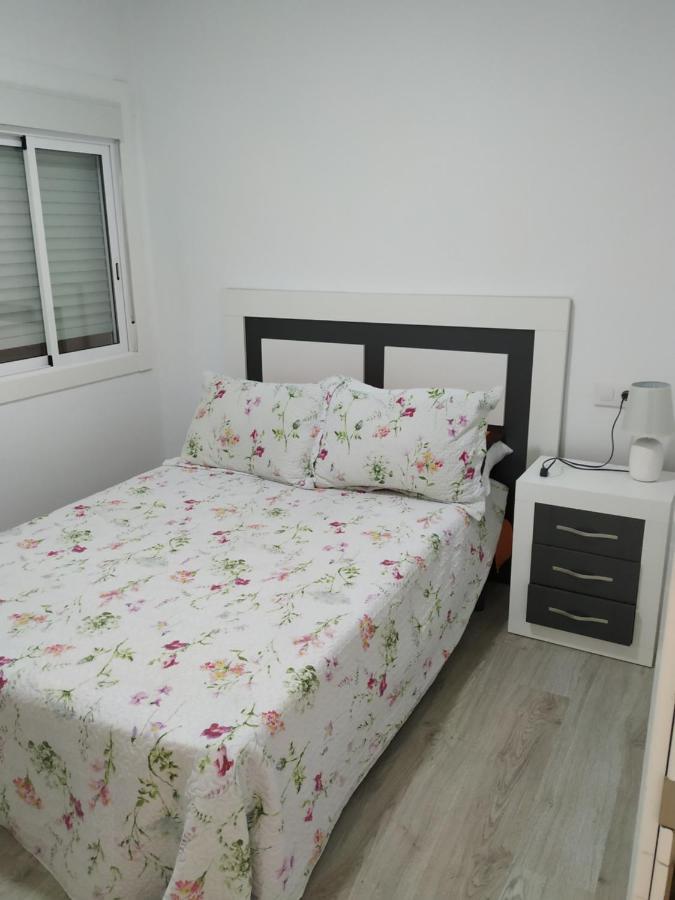 Traviesas Próximo A La Playa Fácil Aparcamiento. Para 8 Huespedes. Apartamento Vigo Exterior foto